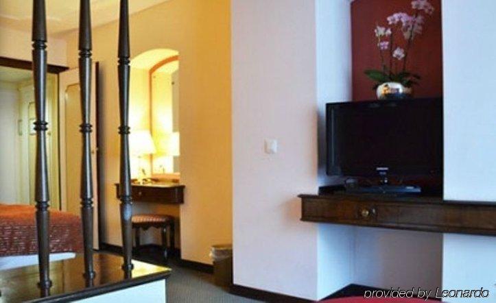 Hotel Athmos La Chaux De Fonds Szoba fotó